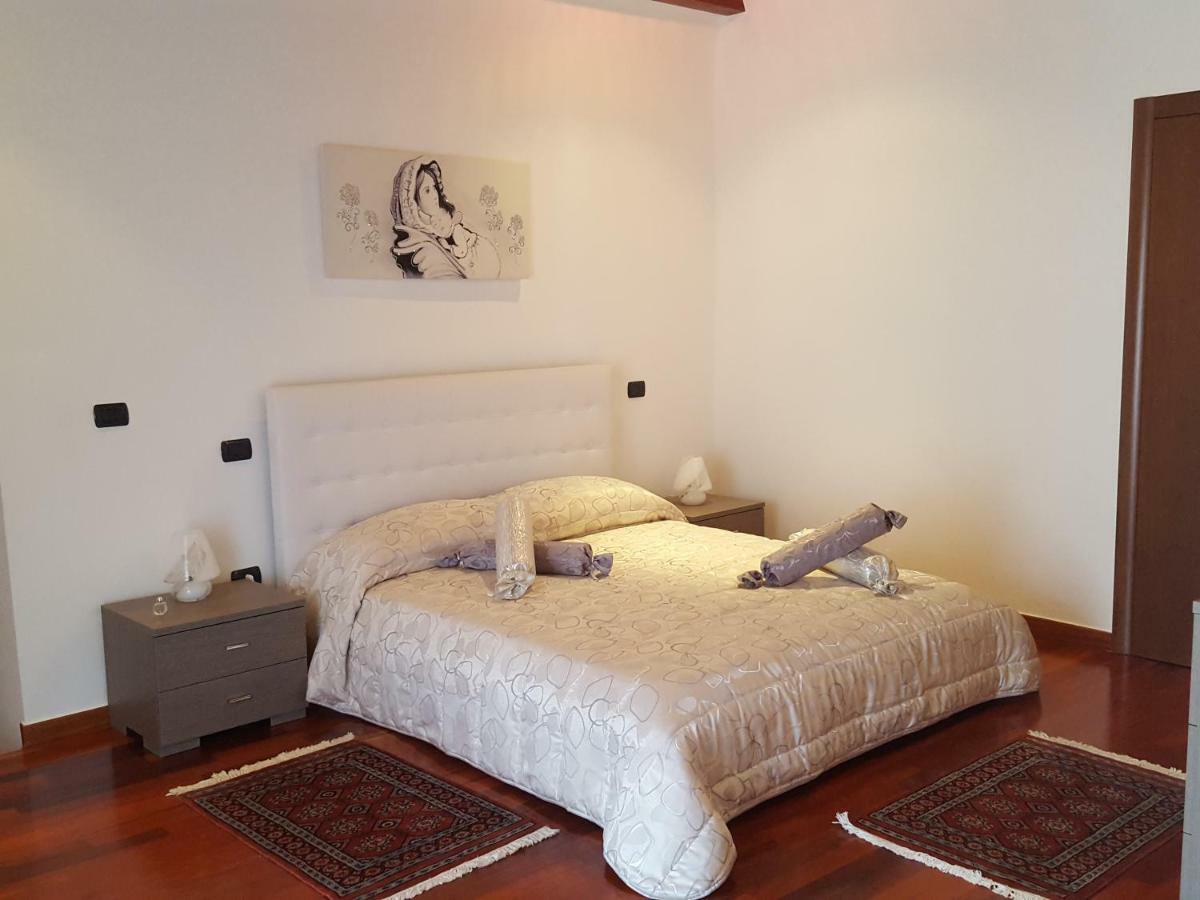 Bed and Breakfast Dimora Di Mara Santeramo in Colle Exterior foto